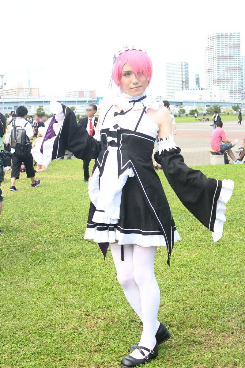 コミケ3日目に3年ぶりくらいに夏コミでコスしました、リゼロのラムやってました。この格好でも暑いとかやっぱり夏コミは辛いで コミケ3日目に3年ぶりくらいに夏コミでコスしました、リゼロのラムやってました。この格好でも暑いとかやっぱり夏コミは辛いで