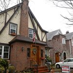 For $725 a night, you can rent Trump's childhood home on Airbnb For $725 a night, you can rent Trump's childhood home on Airbnb