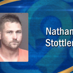 Man steals fire truck, crashes into Mississippi River
