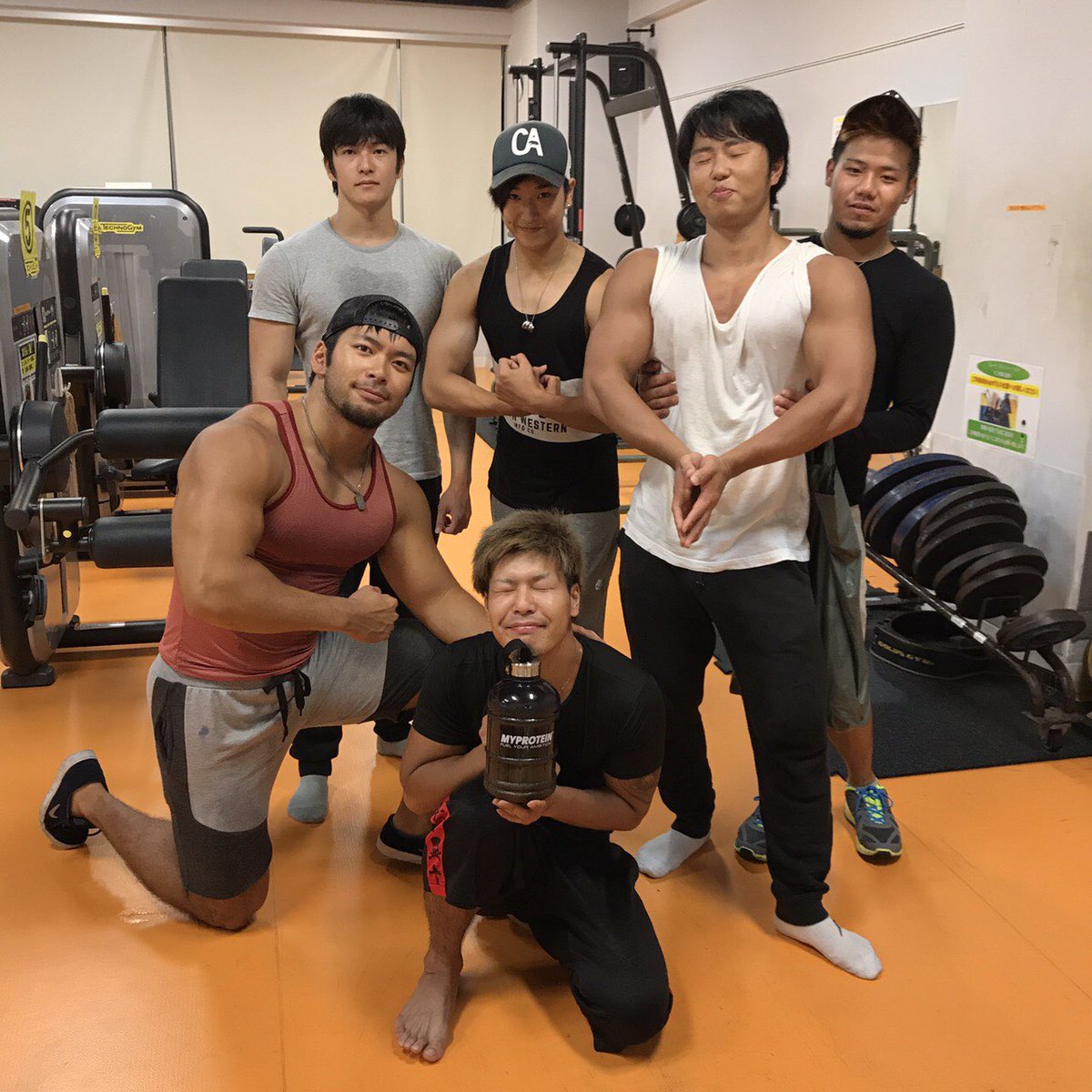 1時間ほどでオールアウトしてきました😋✌️体力のほうが先にやられそうだった🙄🔥が、耐えた😎🤘短時間集中最高😋✌️それにし 1時間ほどでオールアウトしてきました😋✌️体力のほうが先にやられそうだった🙄🔥が、耐えた😎🤘短時間集中最高😋✌️それにし