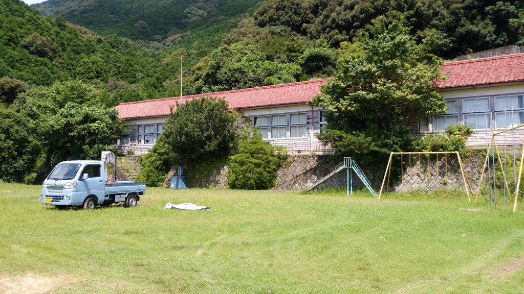凪あすのオフ会明日からあったんや♪だから講堂開けてたり草刈りしてたのね(^-^) 参加したかったのに明日から仕事orz・ 凪あすのオフ会明日からあったんや♪だから講堂開けてたり草刈りしてたのね(^-^) 参加したかったのに明日から仕事orz・