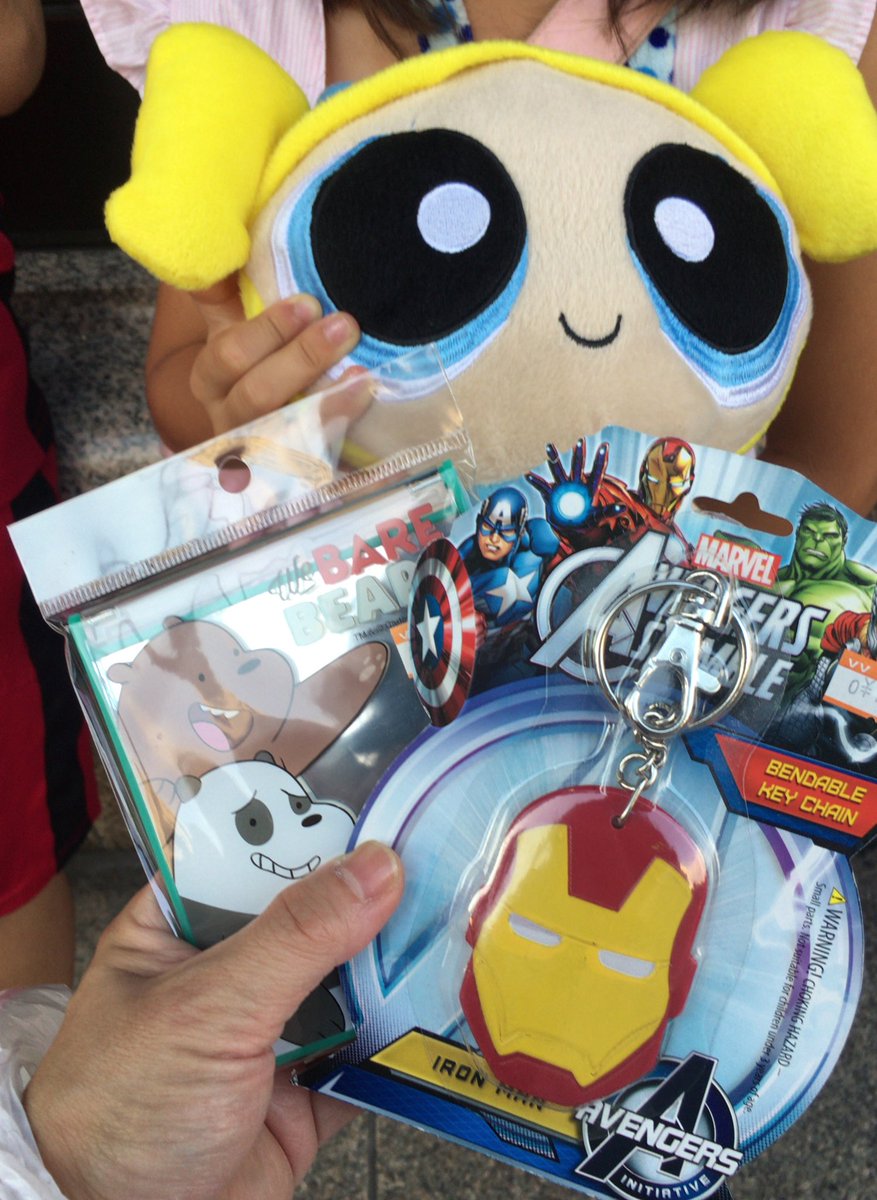 今日の収穫…天神のヴィレッジヴァンガードさんでバブルスちゃんのぬいぐるみとベアーズの鏡とアベンジャーズアッセンブルのキー 今日の収穫…天神のヴィレッジヴァンガードさんでバブルスちゃんのぬいぐるみとベアーズの鏡とアベンジャーズアッセンブルのキー