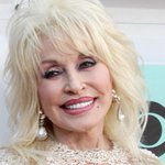 Dolly Parton on Her TV Movie’s Emmy Nomination and Playing the ‘Town Tramp’ Dolly Parton on Her TV Movie’s Emmy Nomination and Playing the ‘Town Tramp’