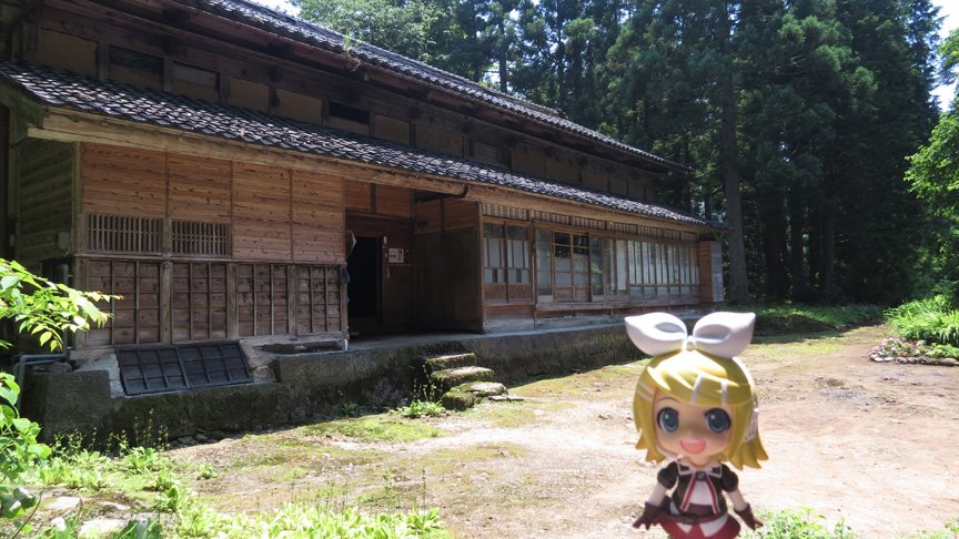リン「御近所すぎて聖地巡礼という気が全くしない聖地巡礼」#おおかみこどもの雨と雪 ※再掲 リン「御近所すぎて聖地巡礼という気が全くしない聖地巡礼」#おおかみこどもの雨と雪 ※再掲