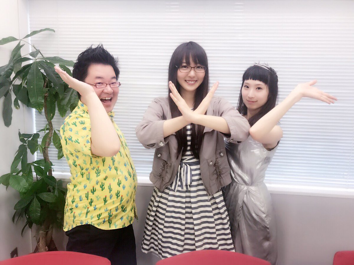 明日16:00〜 #わだっくす ラジオです。なんと来週放送のTVアニメ「 #カイトアンサ 」にとあるキャラクターとして出 明日16:00〜 #わだっくす ラジオです。なんと来週放送のTVアニメ「 #カイトアンサ 」にとあるキャラクターとして出
