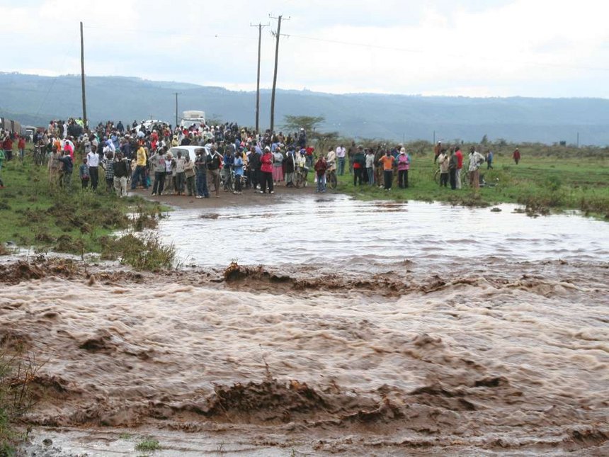 Transport paralysed as Eburru-Gilgil road is cut off by rains