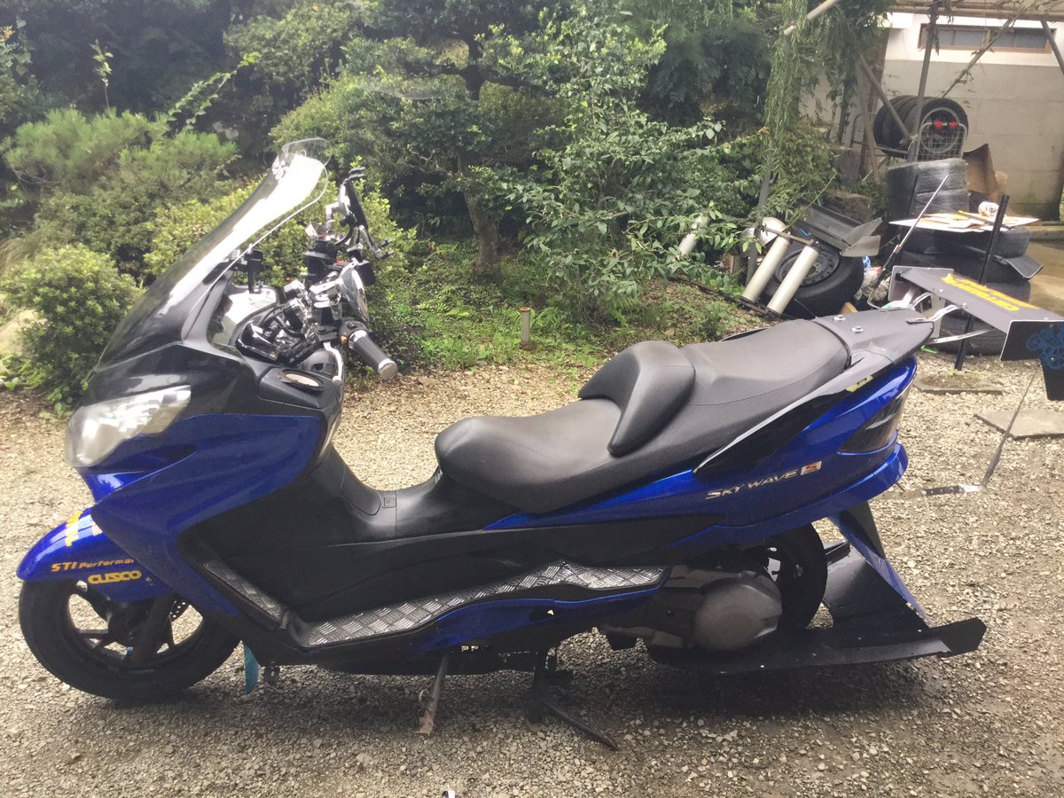 次は多分Rewriteの静流貼ります←同じ型 同じ色のバイクなんで← 次は多分Rewriteの静流貼ります←同じ型 同じ色のバイクなんで←