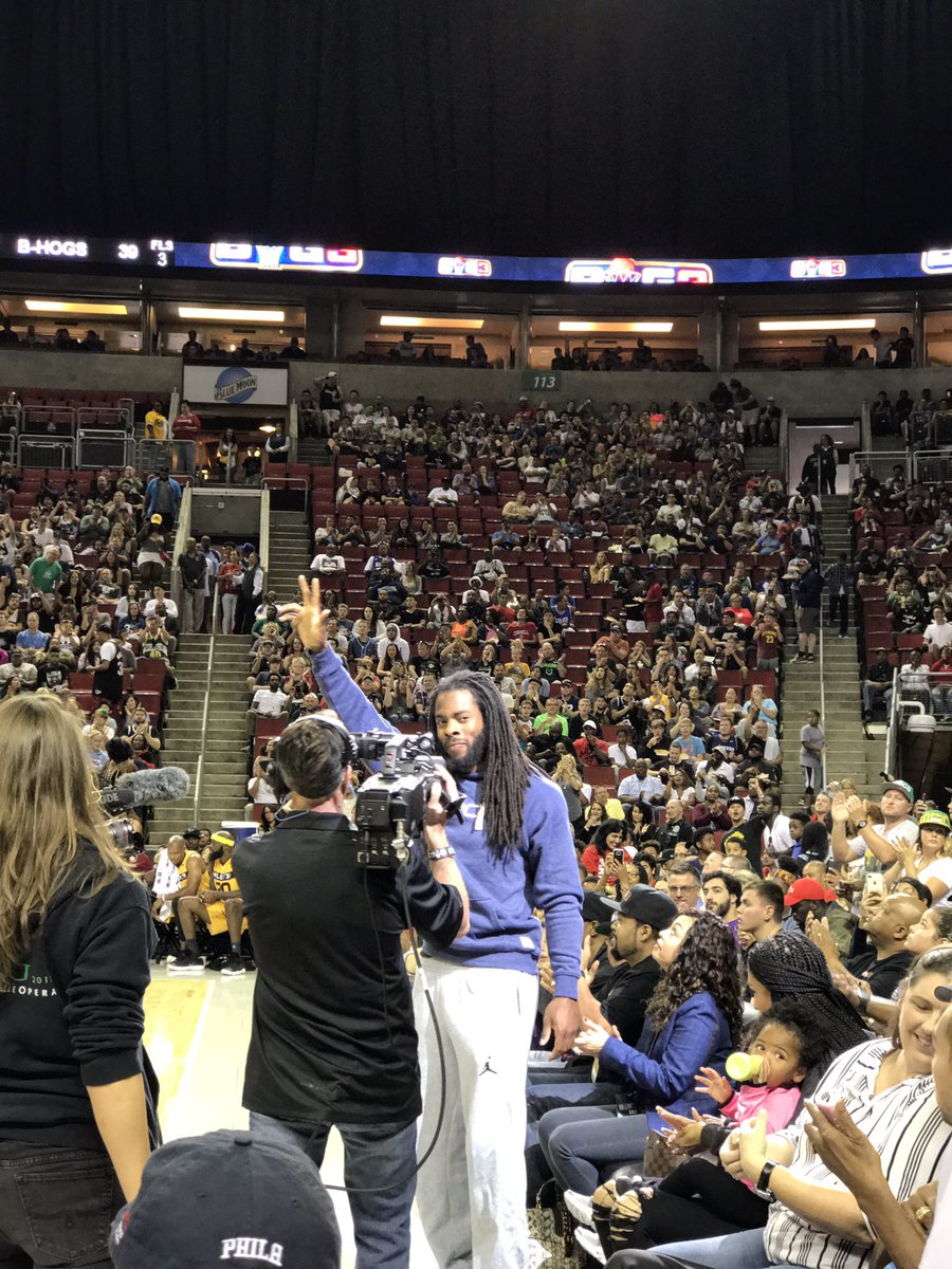 RT @OMaroneyNBA: Richard Sherman, Jamal Crawford, Bill Russell, and more supporting the @thebig3 action in Seattle. https://t.co/Wh9lXnq1Jp