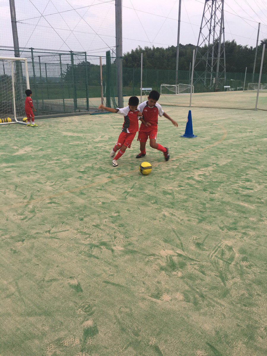加西校が終わりました😆夏休みで人数は多くないですが、一人一人高い意識でトレーニング出来て盛り上がりましたね😁⭐️本日のM 加西校が終わりました😆夏休みで人数は多くないですが、一人一人高い意識でトレーニング出来て盛り上がりましたね😁⭐️本日のM