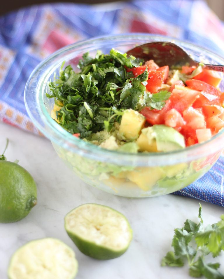 Easy Mango Guacamole
RECIPE: https://t.co/4wOiIAVVYZ #SpeedPrep #vegan #recipes #paleo https://t.co/CS3dsrDnC5