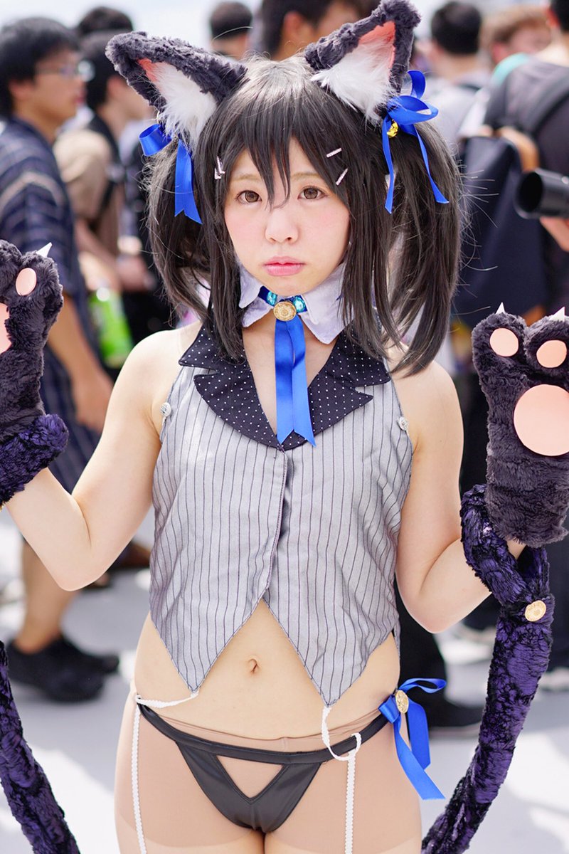 コミケ3日目神崎あかりさん()あかりさんには普段あまり黒髪をおすすめをしないのですが、この衣装は大変似合っておりました☆ コミケ3日目神崎あかりさん()あかりさんには普段あまり黒髪をおすすめをしないのですが、この衣装は大変似合っておりました☆