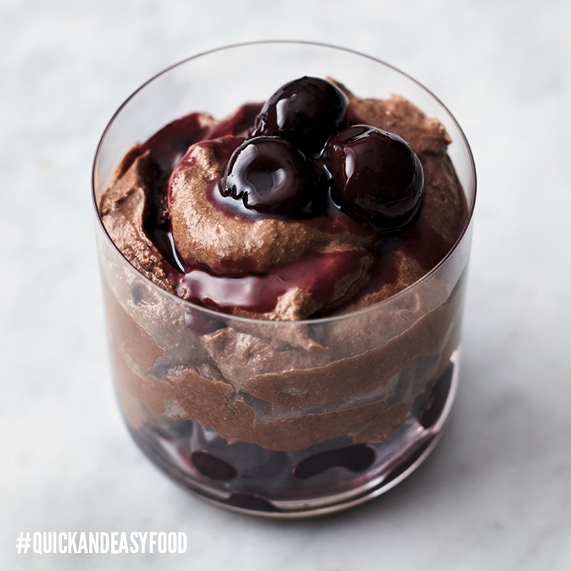A recipe inspired by the almighty BFG (black forest gateau). Behold, the Cherry Chocolate Mousse! #QuickAndEasyFood https://t.co/NQjZbM2fb2