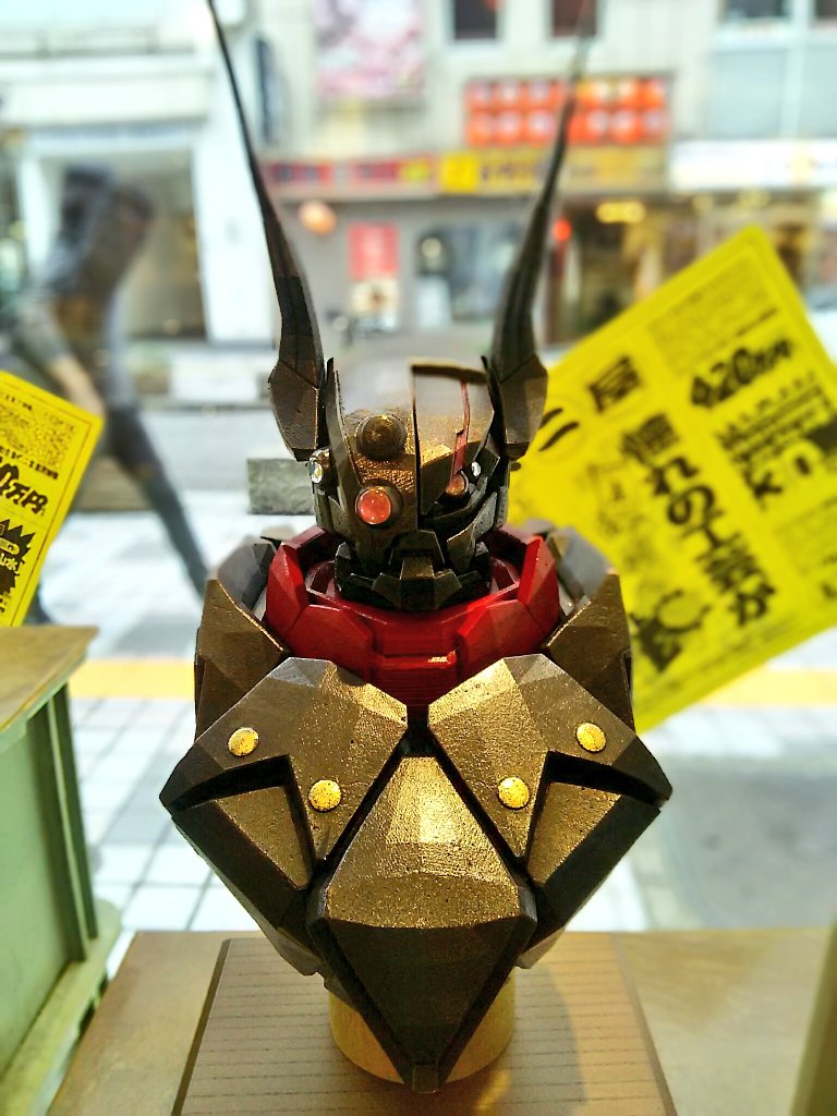 BEAMS JAPANのクロムクロ胸像会ってきました( 'ω' و(و" BEAMS JAPANのクロムクロ胸像会ってきました( 'ω' و(و"