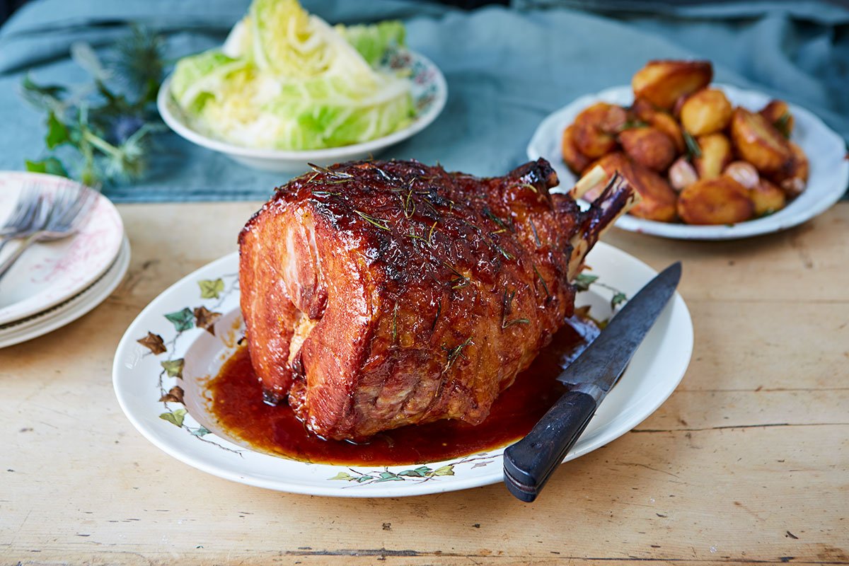 What's your favourite Sunday roast? ???? Here's our top 7 recipes: https://t.co/dj3waYeUWt https://t.co/3NUbJPnIkZ