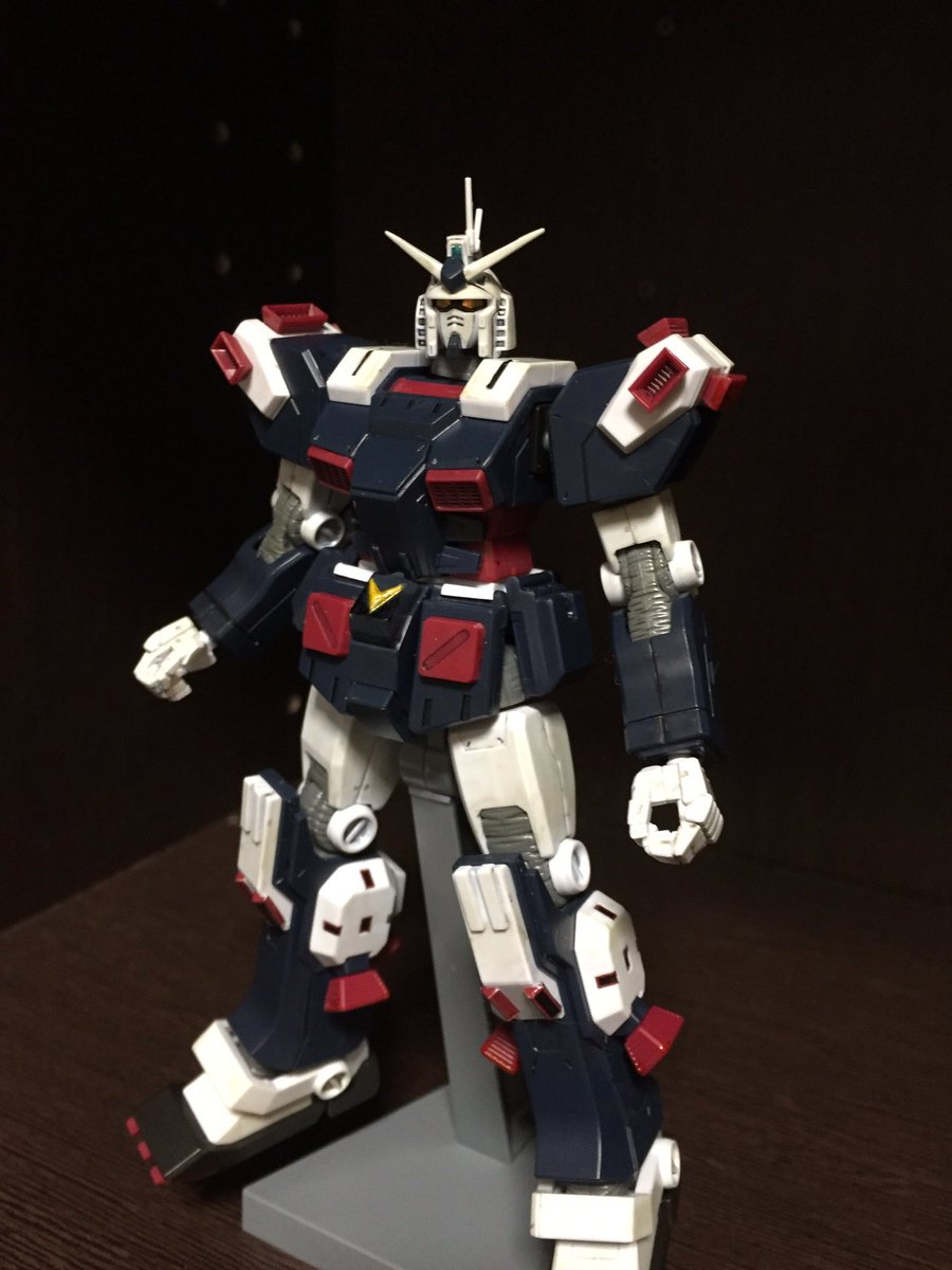 サンダーボルト版フルアーマーを作ってます。いつもより高い完成度で仕上げたい! サンダーボルト版フルアーマーを作ってます。いつもより高い完成度で仕上げたい!