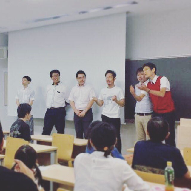 日本お笑い数学協会左から(なぞとき時の配役)さんきゅう倉田コバヤシ大魔王勇者ヒライ廊下の男 数学のお兄さん役人アキタ神様 日本お笑い数学協会左から(なぞとき時の配役)さんきゅう倉田コバヤシ大魔王勇者ヒライ廊下の男 数学のお兄さん役人アキタ神様
