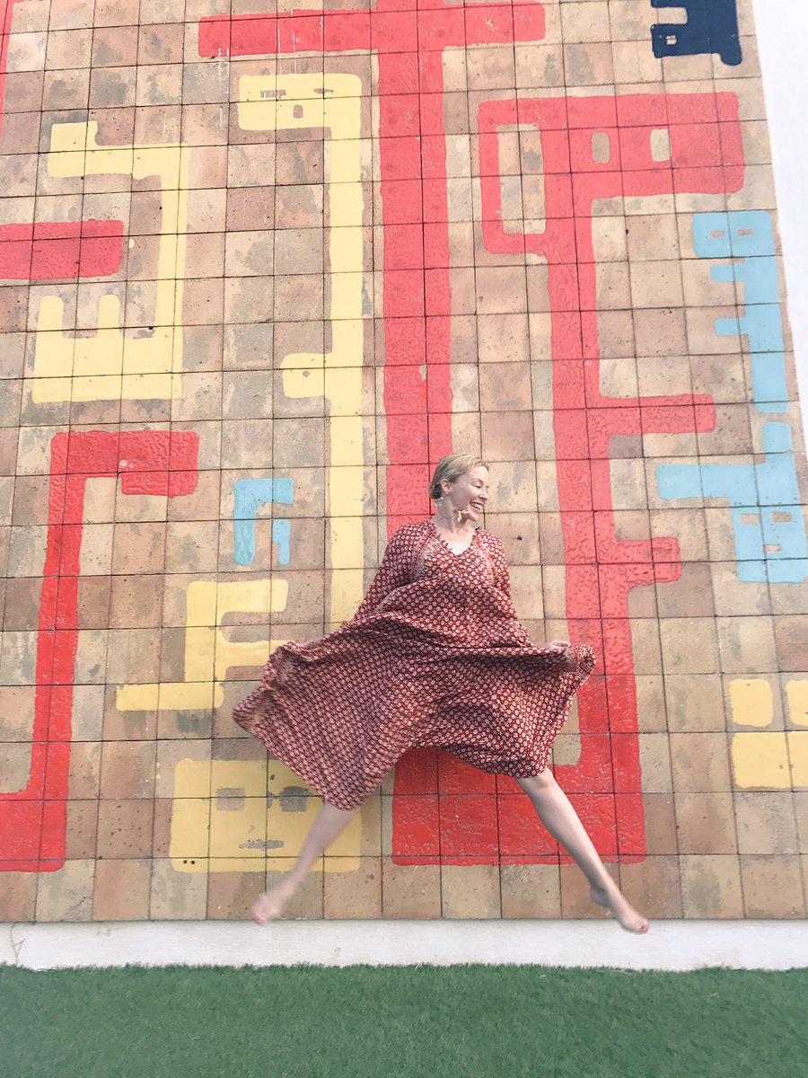 Getting my #MarthaGraham on .... courtesy of my good friend who can make me fly! #KaterinaJebb https://t.co/0flYmfxqns