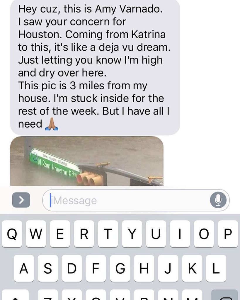 My cousin in. Houston hanging in there ???????? https://t.co/BgN6WrRJg7 https://t.co/lChgq8j7Aj