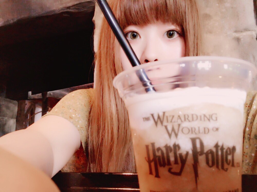 今日はささみさんとユニバ🌍でした〜〜!!!!ドラクエ予想以上に楽しかったしとてもヨシヒコ!!念願の銀魂も行けたし楽しかっ 今日はささみさんとユニバ🌍でした〜〜!!!!ドラクエ予想以上に楽しかったしとてもヨシヒコ!!念願の銀魂も行けたし楽しかっ
