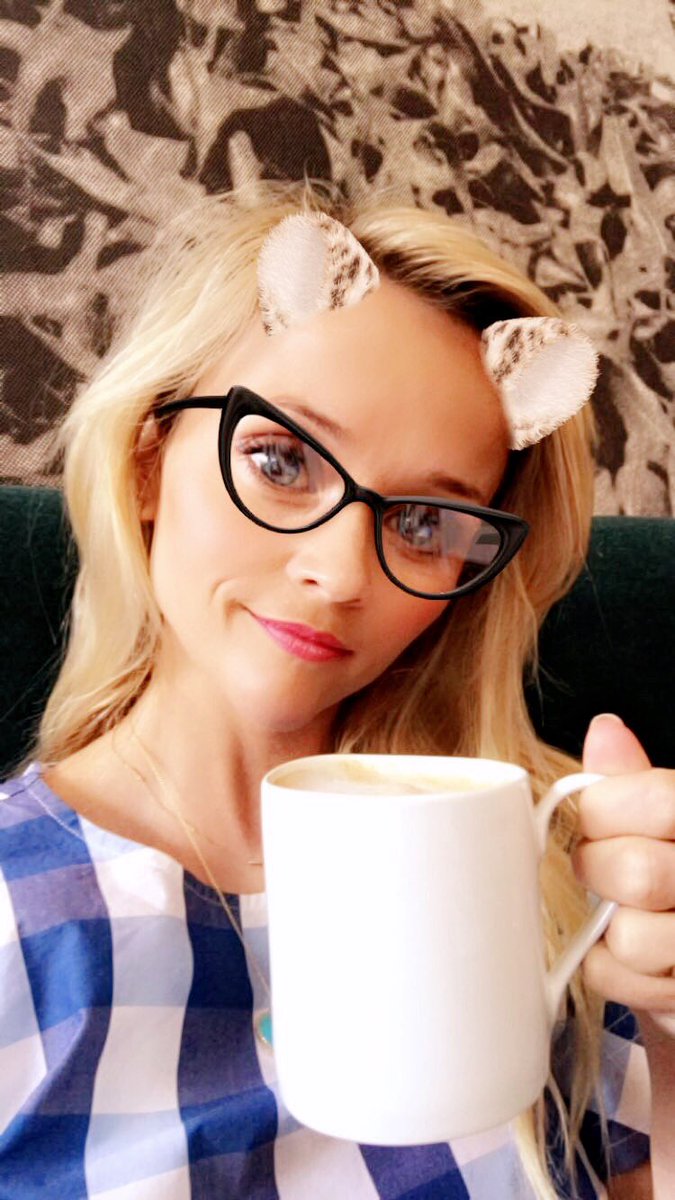 Forget #diamonds... I’d say #coffee is a girl's best friend! ☕️☕️☕️#MondayMorningFuel https://t.co/vg6439cIj7