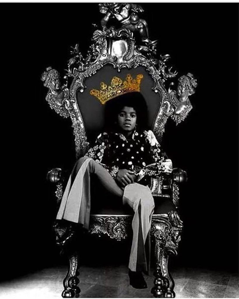 Happy c day. King ???????????? https://t.co/P6IZTNtJ3t https://t.co/7PIlIoO77g