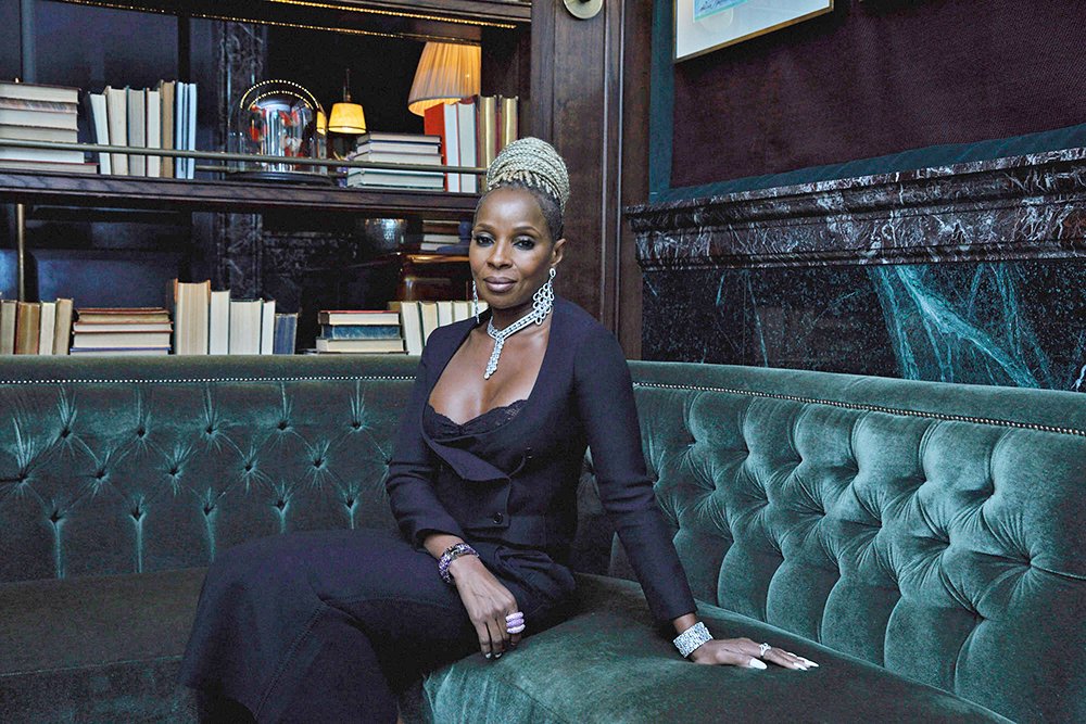 RT @Variety: How @maryjblige's painful divorce helped shape her role in 'Mudbound' https://t.co/LPjTeCLYsO https://t.co/eTY6To7Q5C