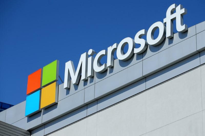 Microsoft pushes AR/VR features with October Windows 10 update