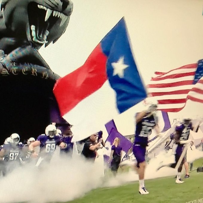 Northwestern University Opening Day flying a Flag Desk Texas Flag to draw awareness to the spirit of community com… https://t.co/OiIiOwRL25 https://t.co/CeScsyjLJR