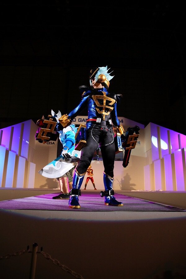 もう来週ゲームショウか、はやい私今年で4回目なんですけど、二回ヒーローバンクしたし、今年もヒーローバンクは?って話ぶっち もう来週ゲームショウか、はやい私今年で4回目なんですけど、二回ヒーローバンクしたし、今年もヒーローバンクは?って話ぶっち