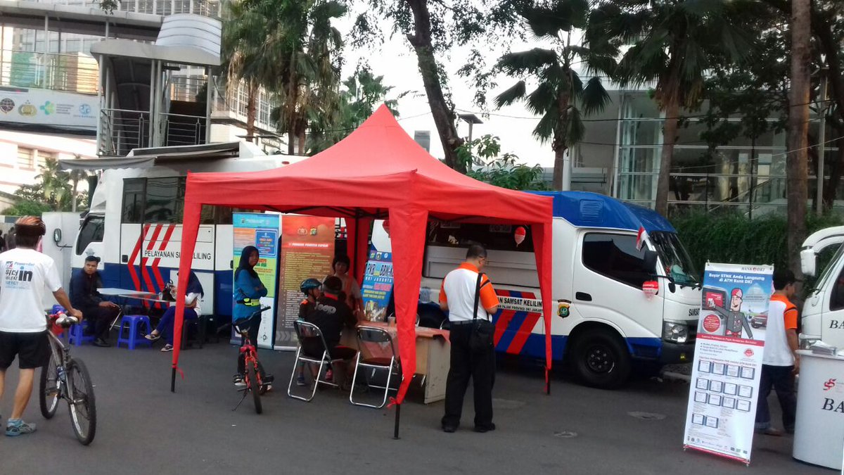 #CarFreeDay