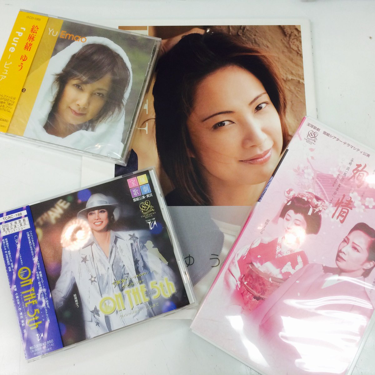 【宝塚アン 有楽町駅前店】今年デビュー30周年でもある、元雪組トップスター えまおゆうさん🌟お誕生日おめでとうございます 【宝塚アン 有楽町駅前店】今年デビュー30周年でもある、元雪組トップスター えまおゆうさん🌟お誕生日おめでとうございます