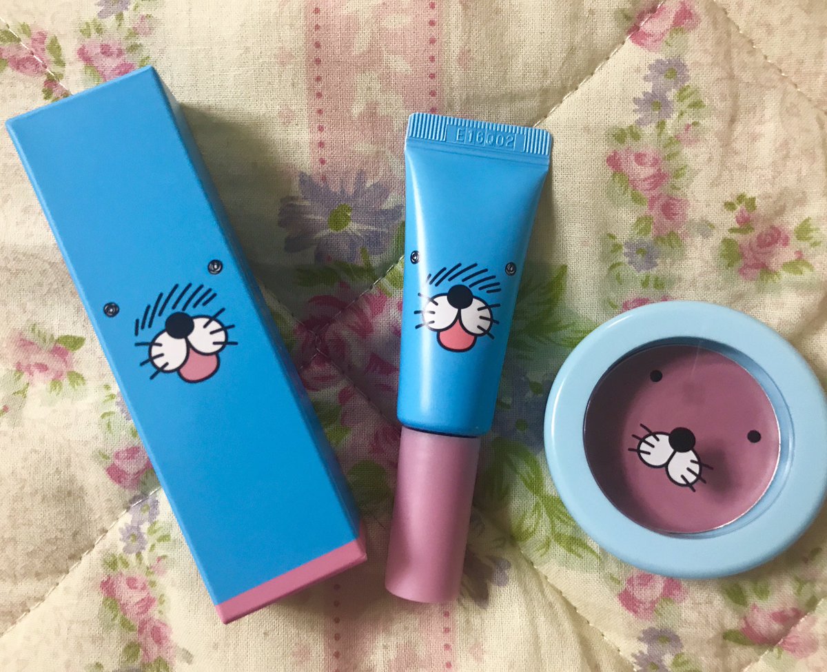 「ぼのぼの」のリップとチーク衝動買いしてしもうたよ。付けた感じは別にぼのぼの感ないんだけどね。 「ぼのぼの」のリップとチーク衝動買いしてしもうたよ。付けた感じは別にぼのぼの感ないんだけどね。