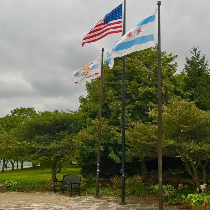 #FiremenMemorial #FlagDisplay #LakeFront #LakeMichigan #FlagMemorials #ChicagoParkDistrict https://t.co/KB4bMkrE5d https://t.co/S2u0MRawFz