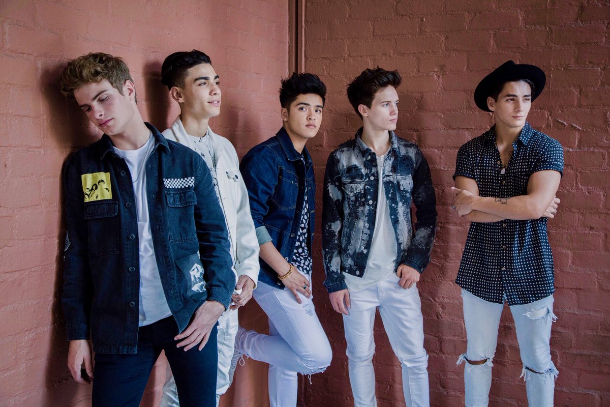 RT @InRealLife: ???? https://t.co/YcMPQFFa6N
