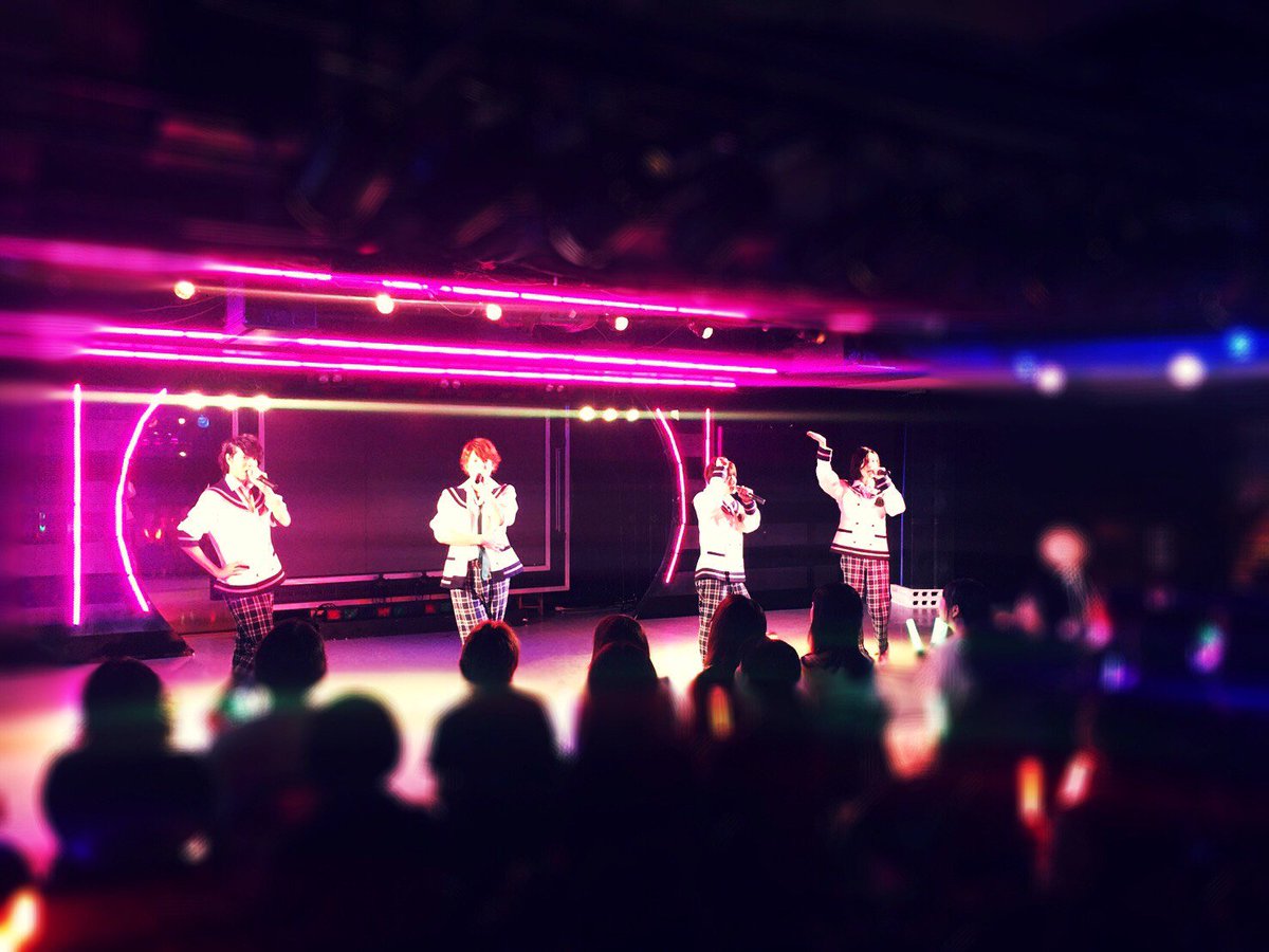 次のぜんハリ1時間ライブは9月13日!少年ハリウッドさんが歌われている「HOLLY TRIP」を初披露させて頂きます。ド 次のぜんハリ1時間ライブは9月13日!少年ハリウッドさんが歌われている「HOLLY TRIP」を初披露させて頂きます。ド