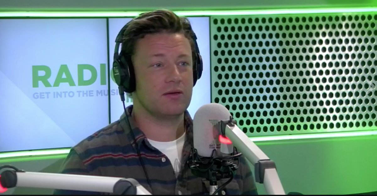 RT @RadioX: He's live in the studio right now, @jamieoliver  is here until 9! https://t.co/GFCPKmeINe