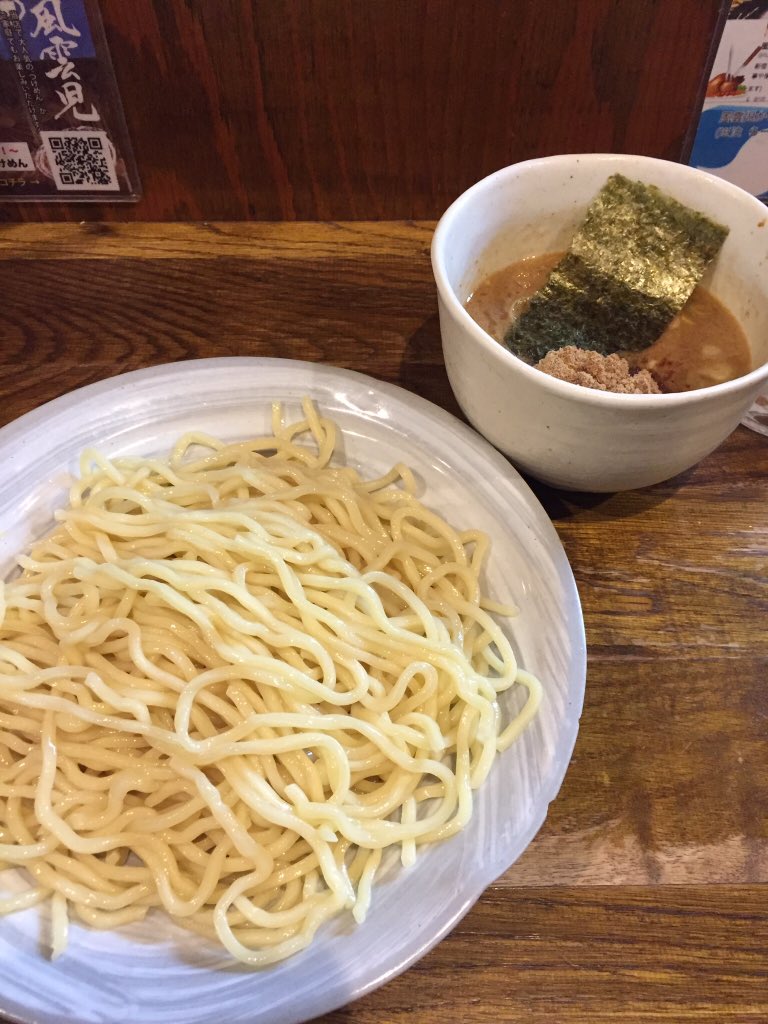 今日も『トロイ戦争は起こらない』の稽古でした!そしてその後は、『精霊の守り人 第3シーズン』の声録りに!チキサ、久々でし 今日も『トロイ戦争は起こらない』の稽古でした!そしてその後は、『精霊の守り人 第3シーズン』の声録りに!チキサ、久々でし