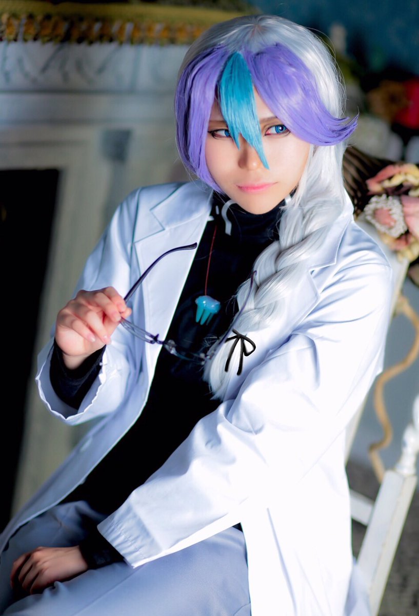 【コスプレ】遊戯王ZEXAL V研究員時代のクリス、綺麗に撮っていただけました📚❤︎!当日つけ忘れたリボンは描きました( 【コスプレ】遊戯王ZEXAL V研究員時代のクリス、綺麗に撮っていただけました📚❤︎!当日つけ忘れたリボンは描きました(