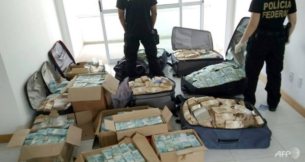 Brazil ex-minister sent to prison after giant cash find