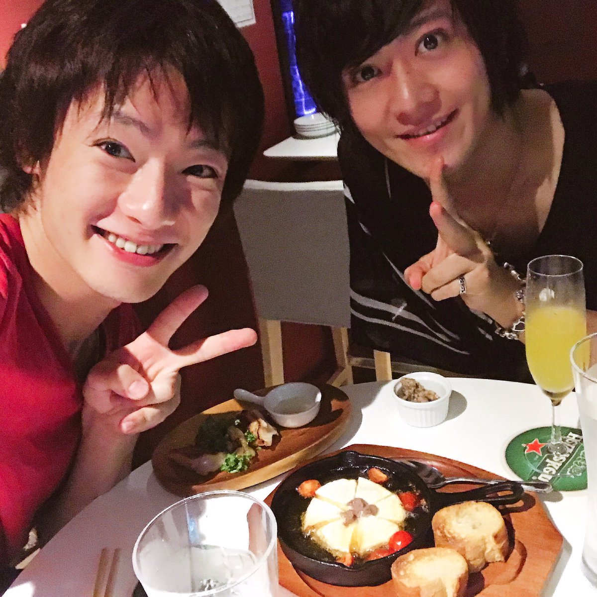 今日は武雄とガッツリ、ダンスレッスンを受けてきたよ😊一緒にダンスを踊るのは、もしかしたら鬼斬以来かも。笑武雄といるとほん 今日は武雄とガッツリ、ダンスレッスンを受けてきたよ😊一緒にダンスを踊るのは、もしかしたら鬼斬以来かも。笑武雄といるとほん