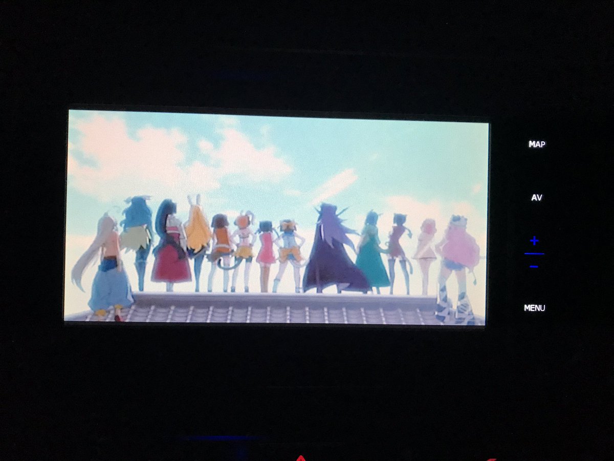 では戻ります。今日の車内上映は『えとたま』ですさて、ガソリン残り3メモリですが無給油で帰れるのでしょうか… では戻ります。今日の車内上映は『えとたま』ですさて、ガソリン残り3メモリですが無給油で帰れるのでしょうか…