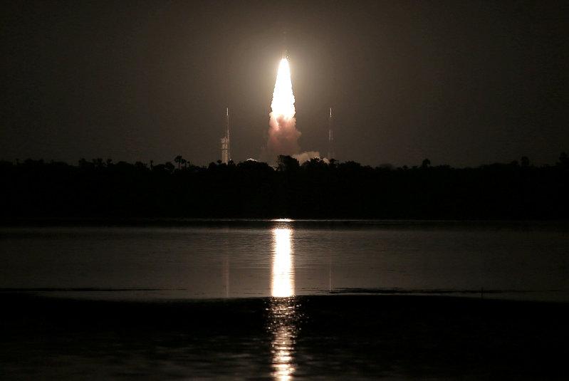U.S., Russian crew blasts off for space station
