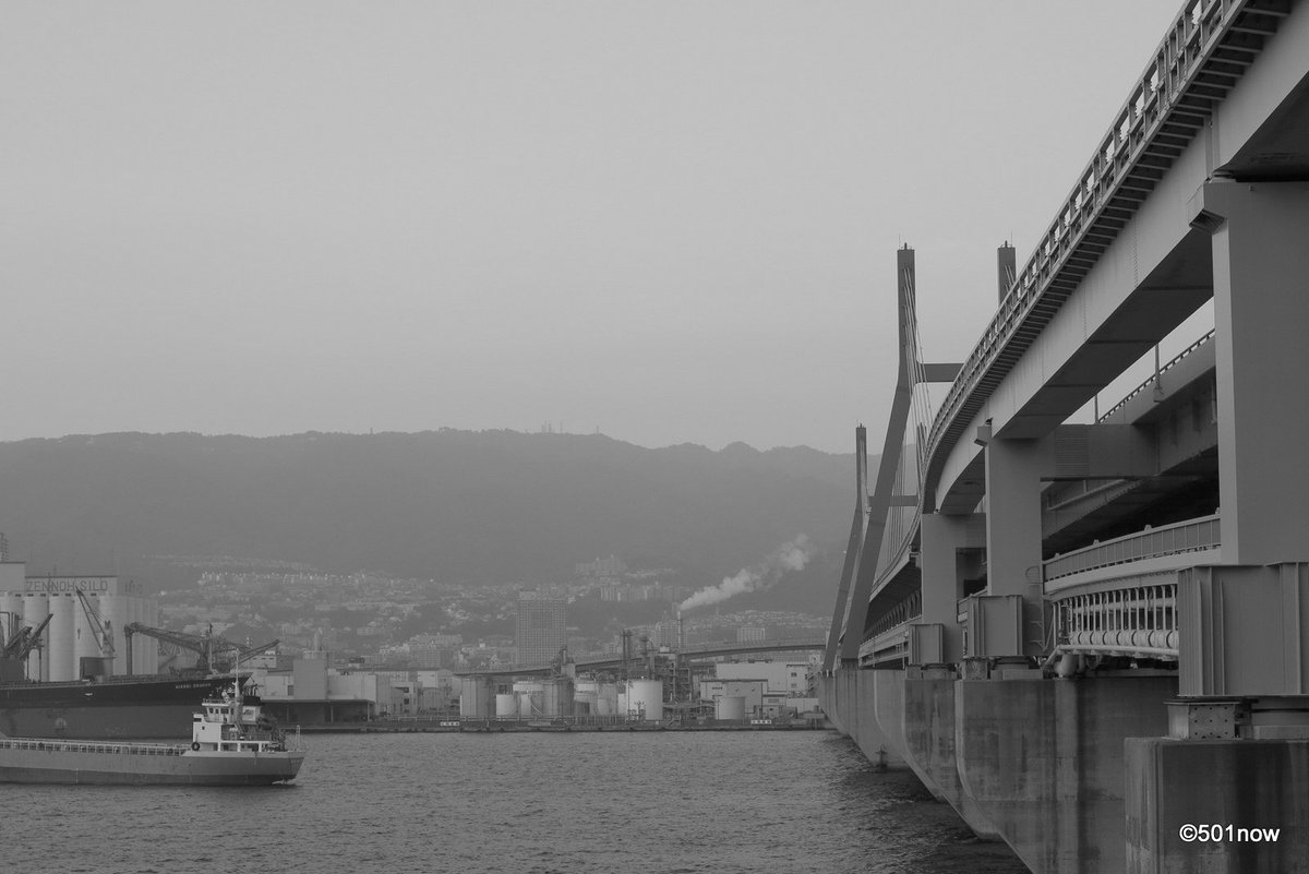 『六甲アイランド大橋』#神戸 #六甲アイランド #写真撮ってる人と繋がりたい#写真好きな人と繋がりたい#ファインダー越し 『六甲アイランド大橋』#神戸 #六甲アイランド #写真撮ってる人と繋がりたい#写真好きな人と繋がりたい#ファインダー越し