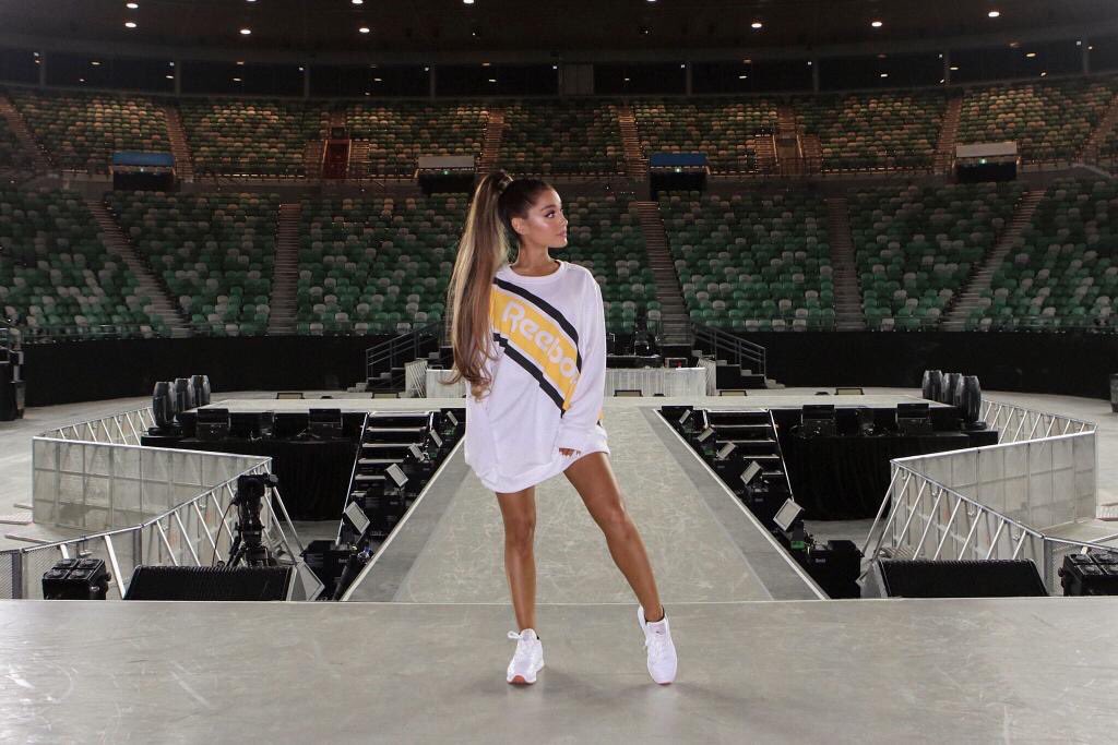 #ArianaxReebok