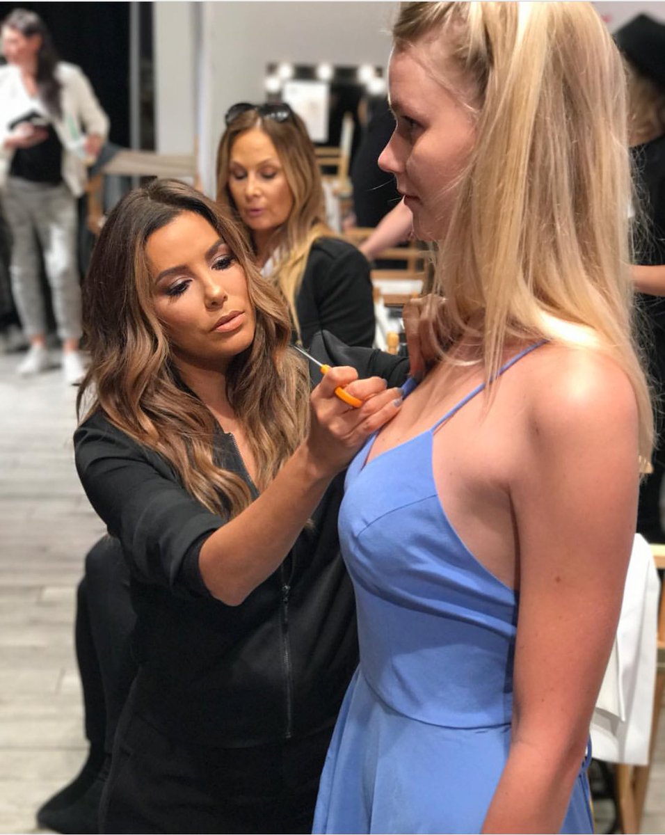 Final touches.  #EvaLongoriaNYFW #KiaSTYLE360NYFW  #EvaLongoriaCollection #NYFW https://t.co/QfVQygoztF