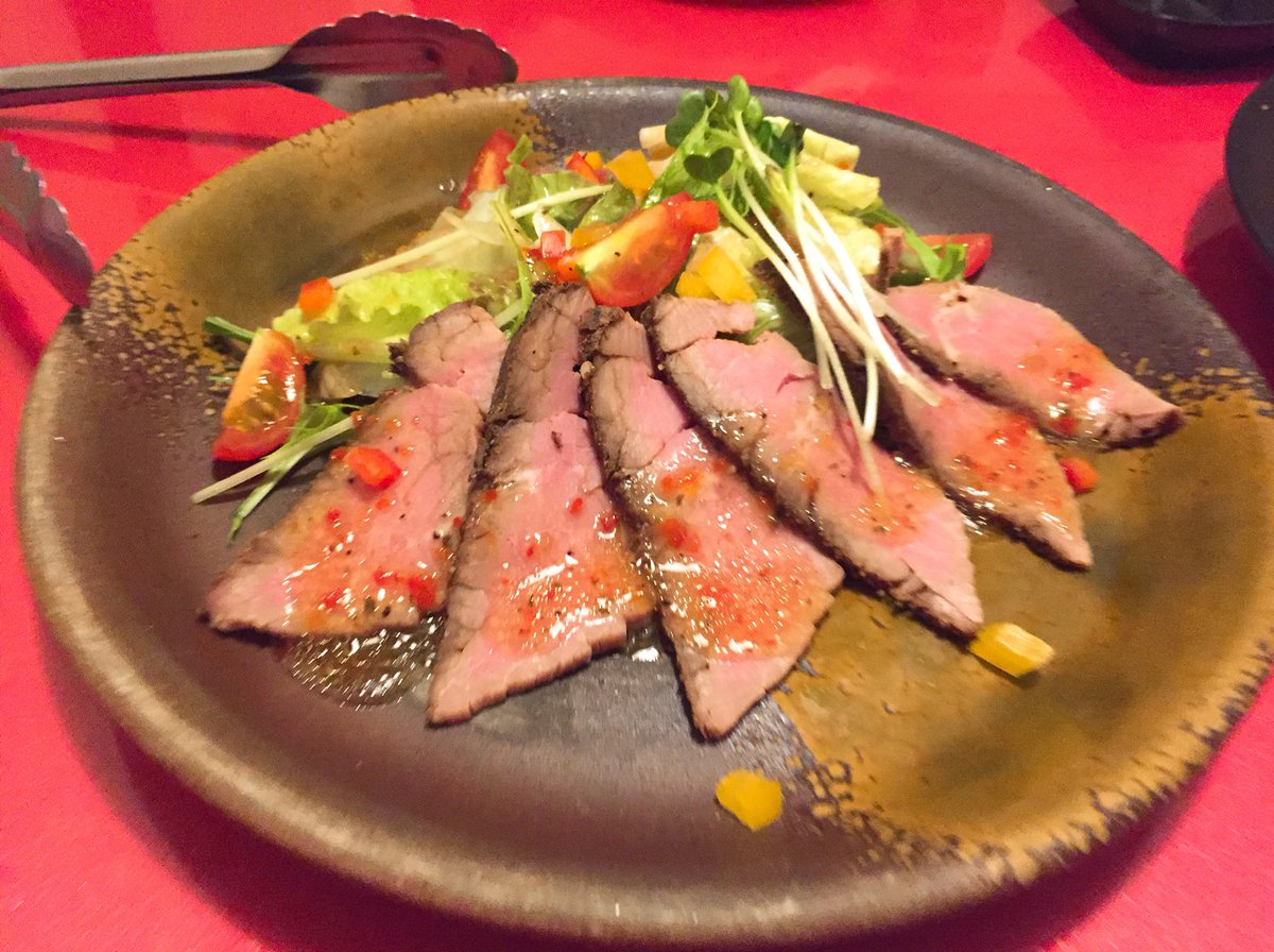 これは今日のご飯。そしてこれは秒速5センチメートルという名前のお酒。 これは今日のご飯。そしてこれは秒速5センチメートルという名前のお酒。