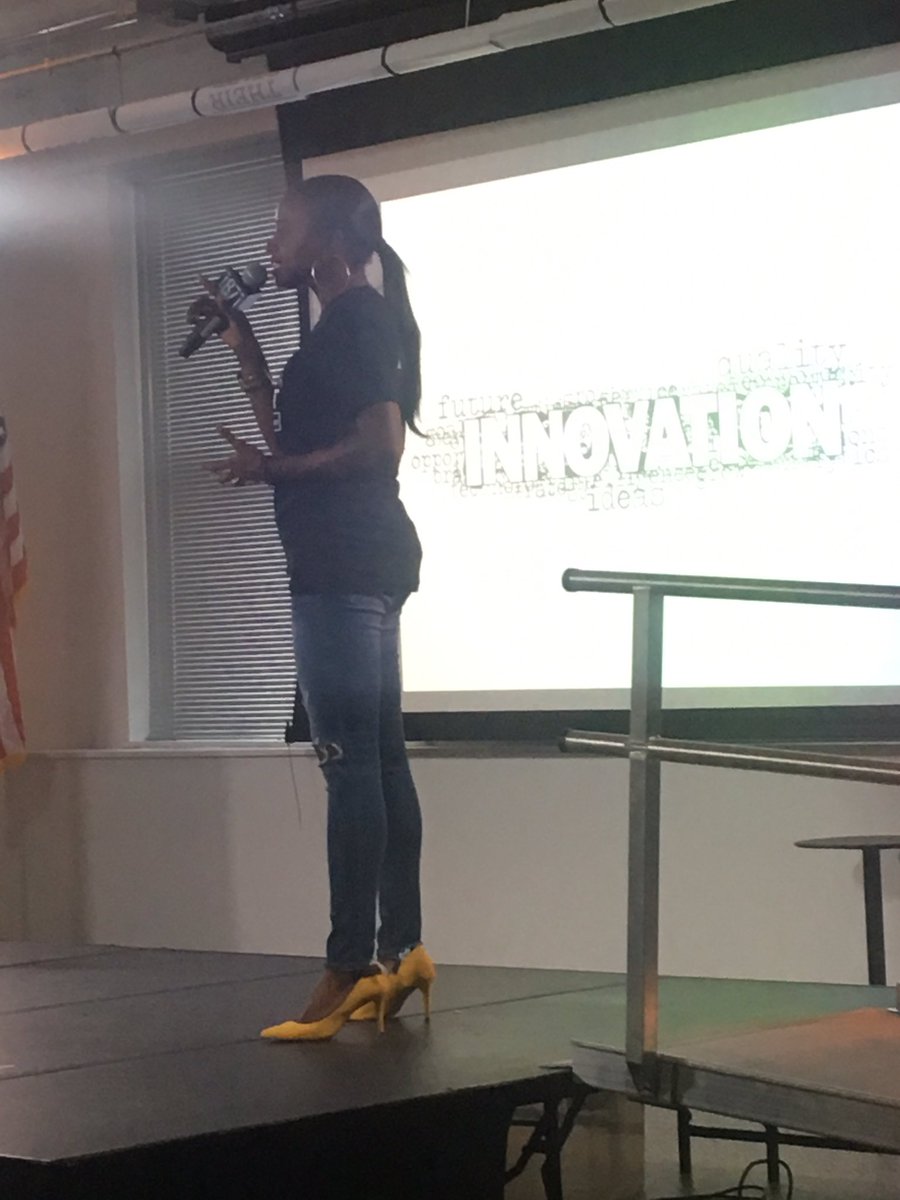 #DisruptHRChi