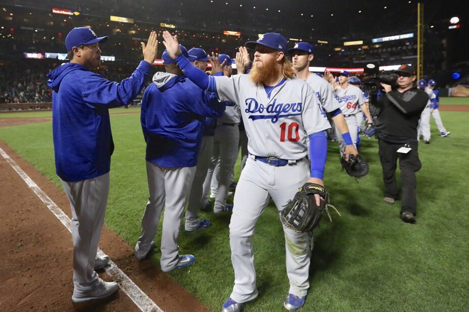 #WeLoveLA