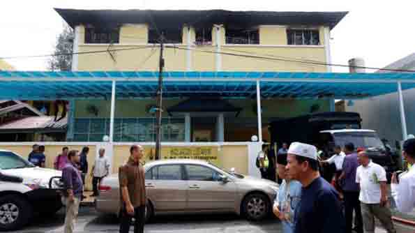 Malaysia school fire kills 24 children and teachers
