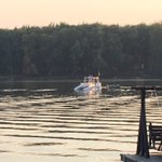 UPDATE: 1 injured when small plane crashes into Mississippi River